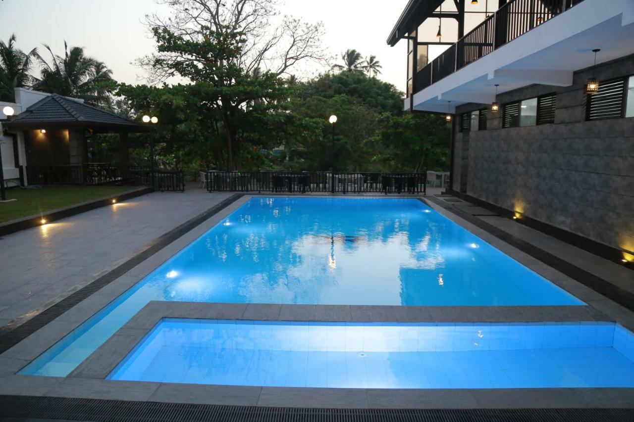 3R Resort Negombo Exterior foto